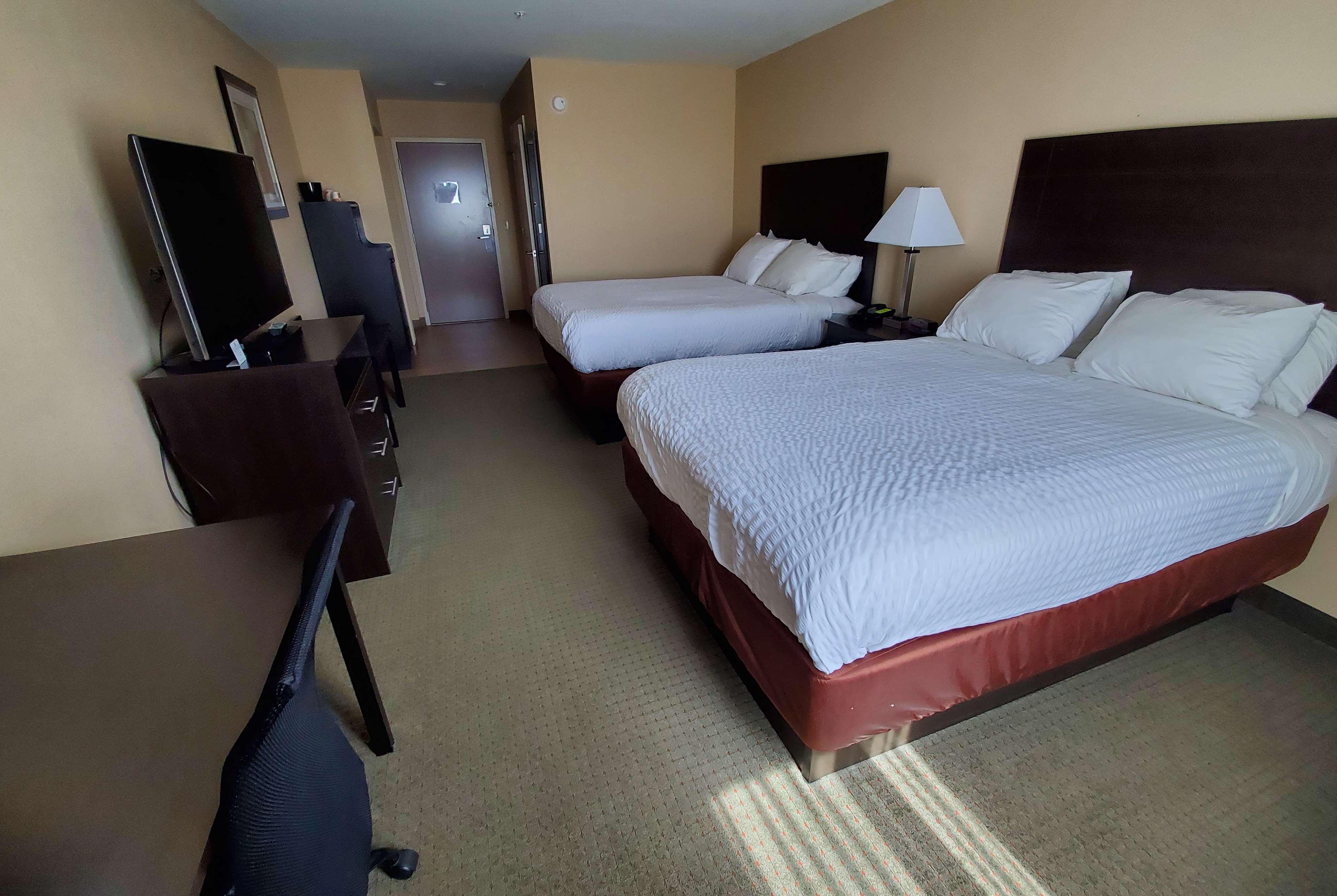 Days Inn & Suites By Wyndham Florence/Jackson Area Экстерьер фото