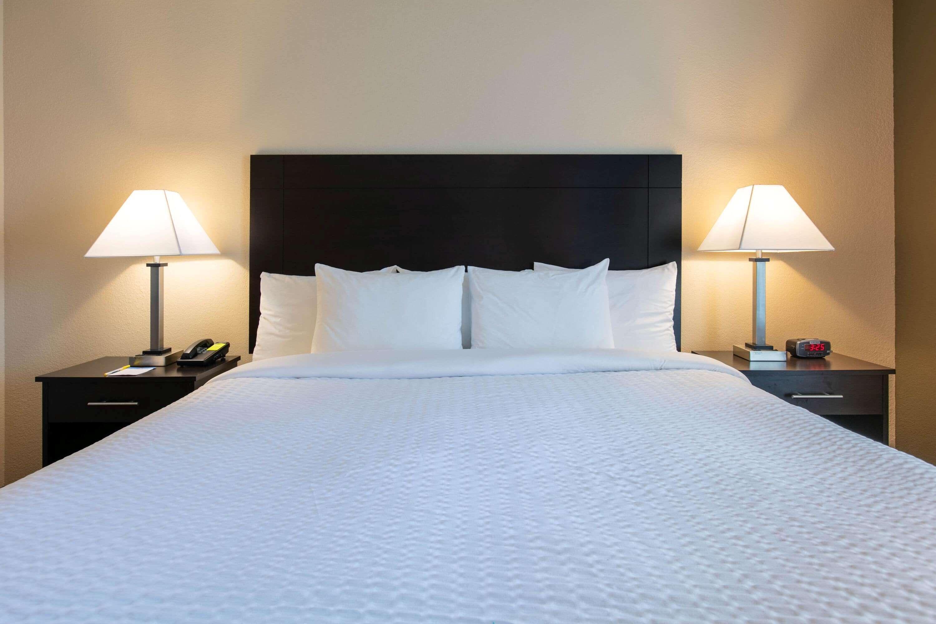 Days Inn & Suites By Wyndham Florence/Jackson Area Экстерьер фото